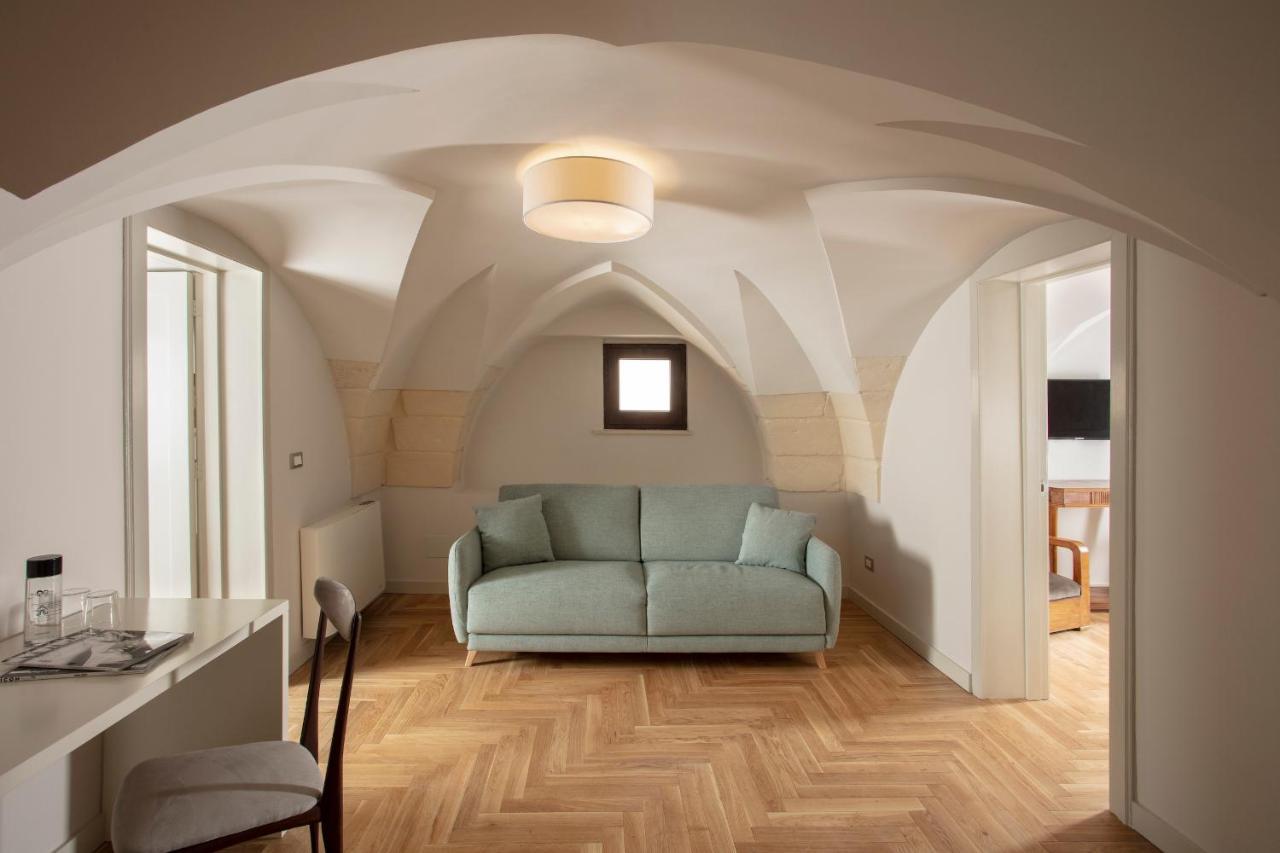 Palazzo Dei Tolomei 莱切 外观 照片